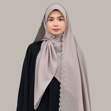 Load image into Gallery viewer, Melia in tan